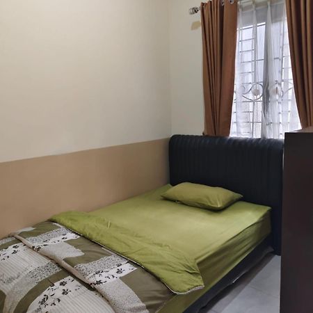 Bajorah Homestay Lembang Exterior photo